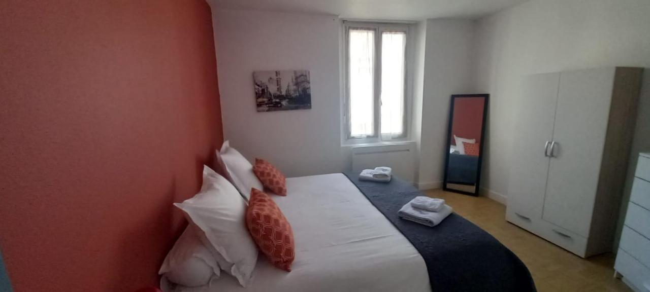 Joli Appartement Climatise Périgueux Екстериор снимка