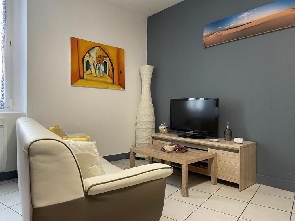 Joli Appartement Climatise Périgueux Екстериор снимка